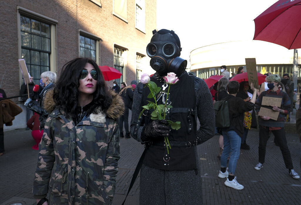 APTOPIX Virus Outbreak Netherlands